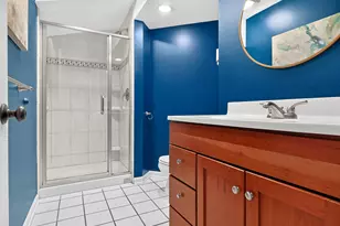 22W132 Butterfield Rd, Glen Ellyn, IL 60137 - Photo 17
