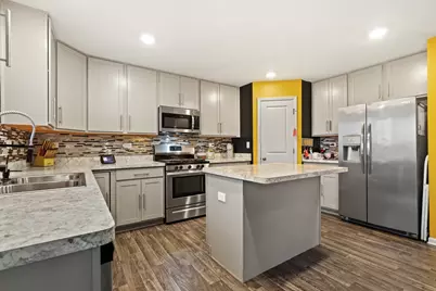 1213 Prairie Creek Trail, Joliet, IL 60431 - Photo 5