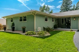 12632 N Gate Rd, Roscoe, IL 61073 - Photo 5
