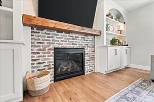 1403 Kickapoo Creek Rd, Bloomington, IL 61705 - Photo 17