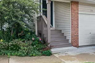133 Autumn Ct, Buffalo Grove, IL 60089 - Photo 1