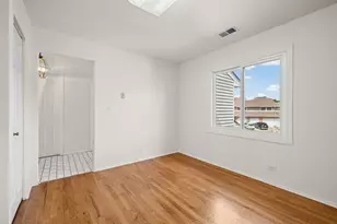 133 Autumn Ct, Buffalo Grove, IL 60089 - Photo 7