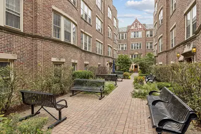 1130 Washington Boulevard #3A, Oak Park, IL 60302 - Photo 1