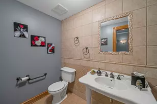 24092 W Old Oak Dr, Mundelein, IL 60060 - Photo 17