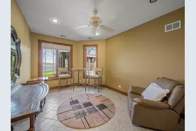 24092 W Old Oak Drive, Mundelein, IL 60060 - Photo 23
