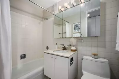 655 W Irving Park Road #410, Chicago, IL 60613 - Photo 13