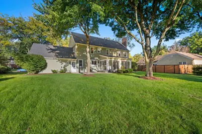 550 Longmeadow Circle, Saint Charles, IL 60174 - Photo 45
