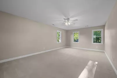 550 Longmeadow Circle, Saint Charles, IL 60174 - Photo 29