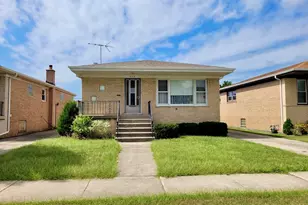 648 Escanaba Ave, Calumet City, IL 60409 - Photo 1