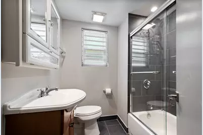 3001 W Chase Avenue, Chicago, IL 60645 - Photo 21