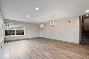 3001 W Chase Ave, Chicago, IL 60645 - Photo 5