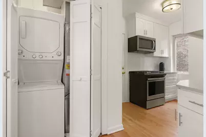 3134 N Clifton Avenue #3E, Chicago, IL 60657 - Photo 9