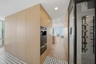 111 E Chestnut St, Chicago, IL 60611 - Photo 37