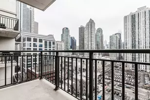 21 W Chestnut St, Chicago, IL 60610 - Photo 5