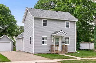705 S 3rd St, Oregon, IL 61061 - Photo 1