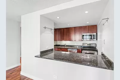 30 E Huron Street #1904, Chicago, IL 60611 - Photo 5