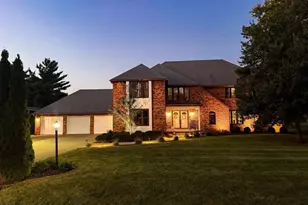 7 Pinehurst Dr, Mattoon, IL 61938 - Photo 3