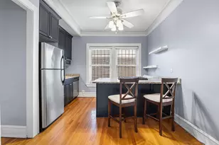 538 W Brompton Ave, Chicago, IL 60657 - Photo 5