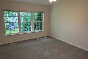 756 Old Checker Rd, Buffalo Grove, IL 60089 - Photo 7