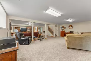2000 Spruce Ln, Monticello, IL 61856 - Photo 33
