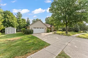2000 Spruce Ln, Monticello, IL 61856 - Photo 53