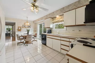 1132 W Mallard Drive, Palatine, IL 60067 - Photo 9