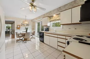 1132 W Mallard Dr, Palatine, IL 60067 - Photo 9