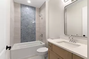 11167 Lizmore Ln, Orland Park, IL 60467 - Photo 29