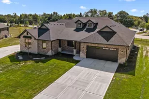 11167 Lizmore Ln, Orland Park, IL 60467 - Photo 3