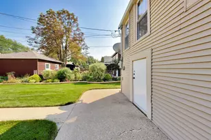 4149 N Ridgeway Ave, Chicago, IL 60618 - Photo 41