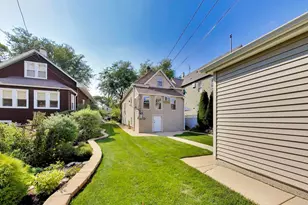 4149 N Ridgeway Ave, Chicago, IL 60618 - Photo 45