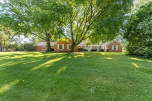 1110 Country Ln, Champaign, IL 61821 - Photo 57