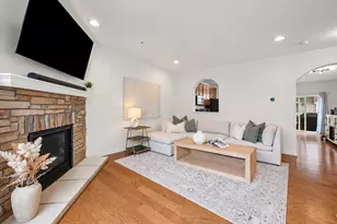 1196 Evergreen Ave, Des Plaines, IL 60016 - Photo 3