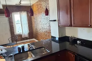 5743 S Calumet Ave, Chicago, IL 60637 - Photo 3