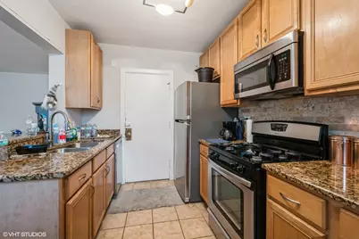 1224 W Chase Avenue #1F, Chicago, IL 60626 - Photo 5