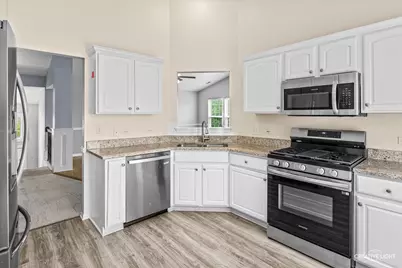 3292 Bromley Lane, Aurora, IL 60502 - Photo 9