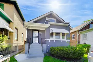 9549 S Calumet Ave, Chicago, IL 60628 - Photo 1