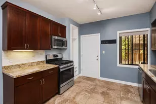 810 W Lakeside Pl, Chicago, IL 60640 - Photo 9