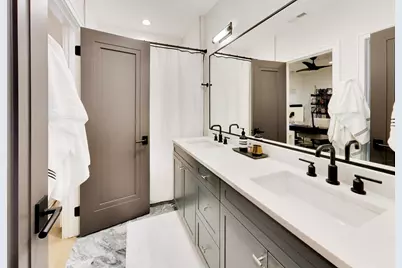 2657 W Belden Avenue, Chicago, IL 60647 - Photo 25