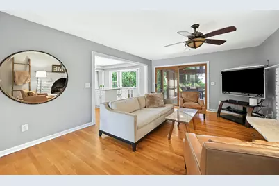 26W530 Prairie Avenue, Winfield, IL 60190 - Photo 15