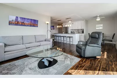 1255 N Sandburg Terrace #1411, Chicago, IL 60610 - Photo 3