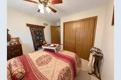 801 W McKinley Road, Ottawa, IL 61350 - Photo 17