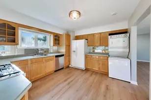 5705 Aubrey Terrace, Downers Grove, IL 60516 - Photo 13