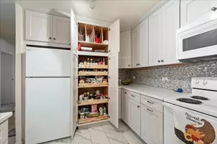 6007 N Sheridan Rd, Chicago, IL 60660 - Photo 9