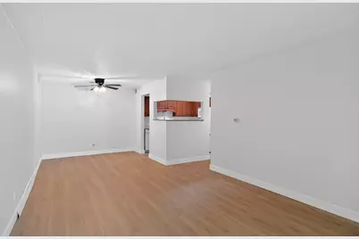 3235 S Manor Drive #104, Lansing, IL 60438 - Photo 7