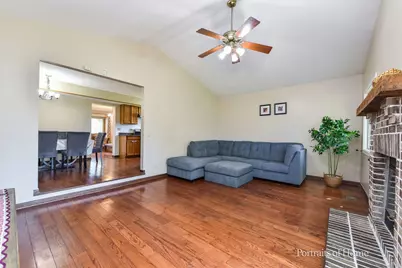 2475 Westleigh Court, Aurora, IL 60504 - Photo 9