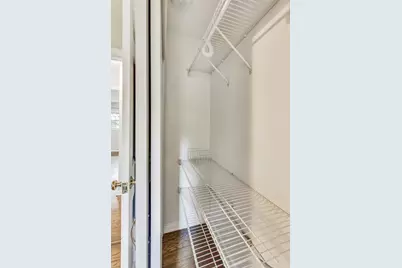125 N Prospect Avenue, Clarendon Hills, IL 60514 - Photo 13