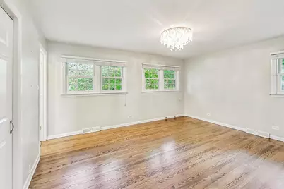 125 N Prospect Avenue, Clarendon Hills, IL 60514 - Photo 9