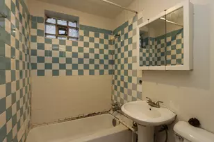 2844 N Damen Ave, Chicago, IL 60618 - Photo 17