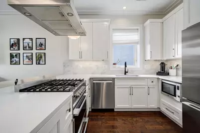 1908 W Belmont Avenue #3, Chicago, IL 60657 - Photo 9